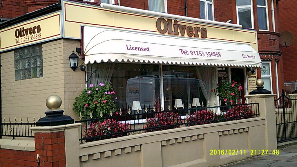 Olivers Strickley Over 35 Years Only Блэкпул Экстерьер фото